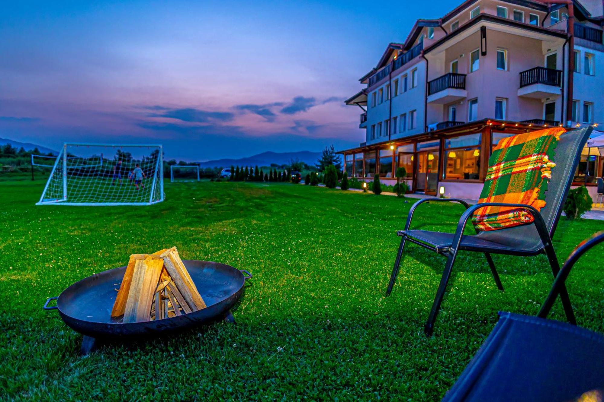 Thermal Hotel Seven Seasons บันยา ภายนอก รูปภาพ