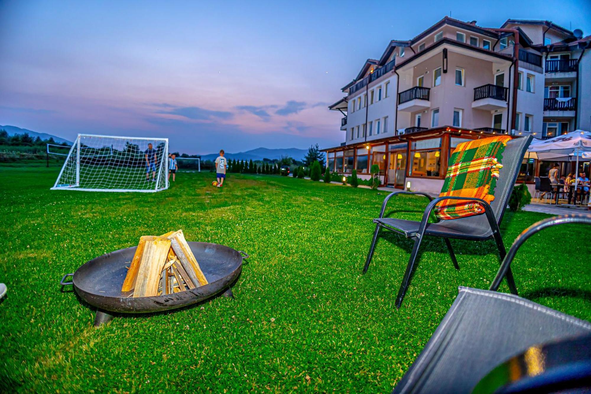 Thermal Hotel Seven Seasons บันยา ภายนอก รูปภาพ